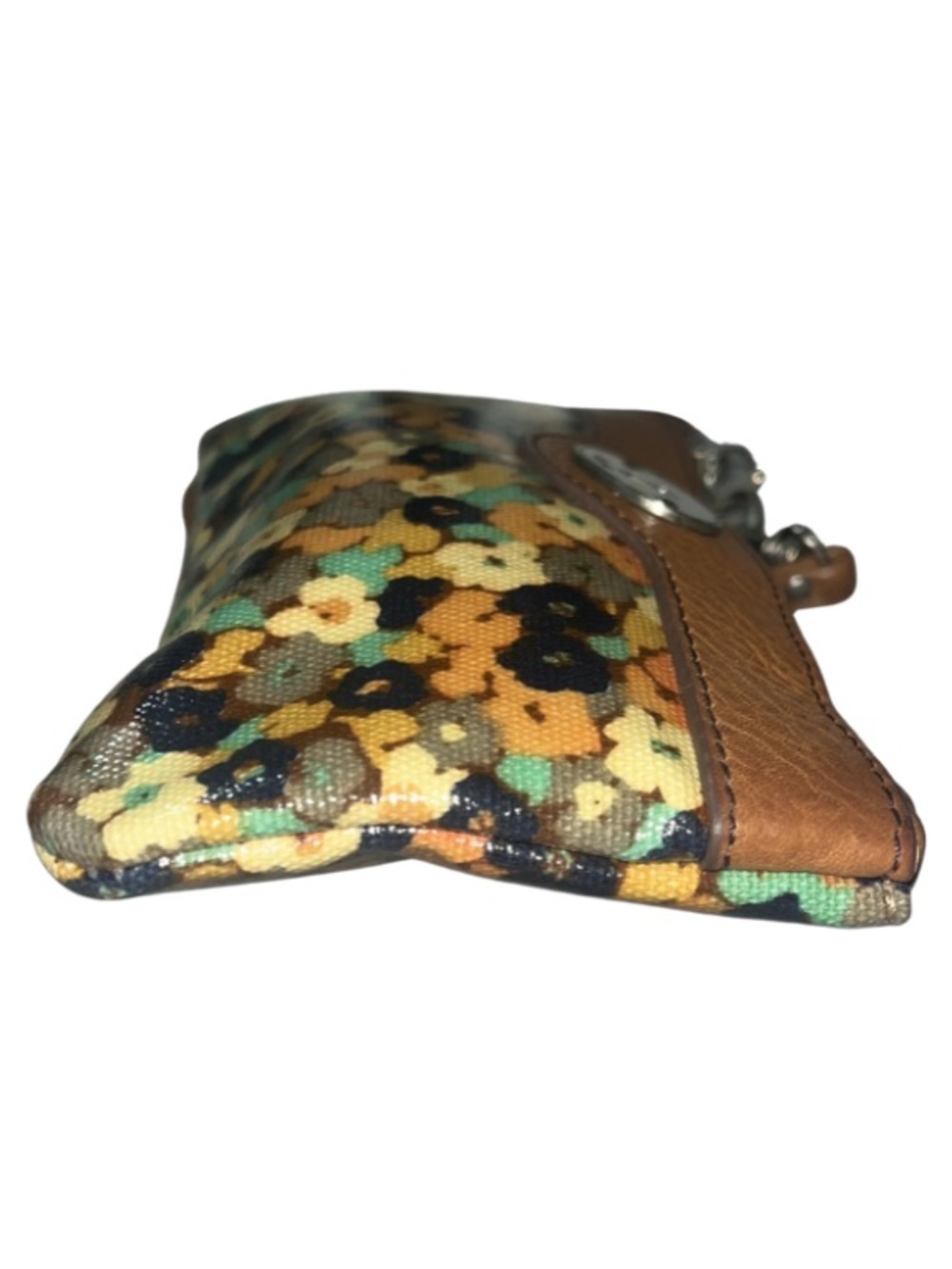 Vintage Fossil Key-Per Floral
Coated Canvas Wristlet Wallet
Brown Leather Trim - Picture 3 of 8